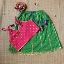 Load image into Gallery viewer, phool lehenga pink &amp; green
