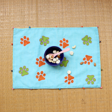Load image into Gallery viewer, paws table mat blue
