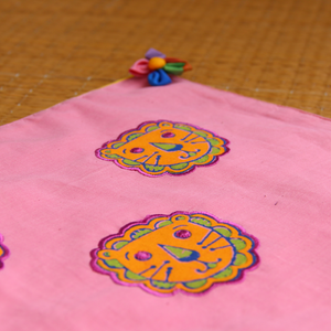sheru table mat pink